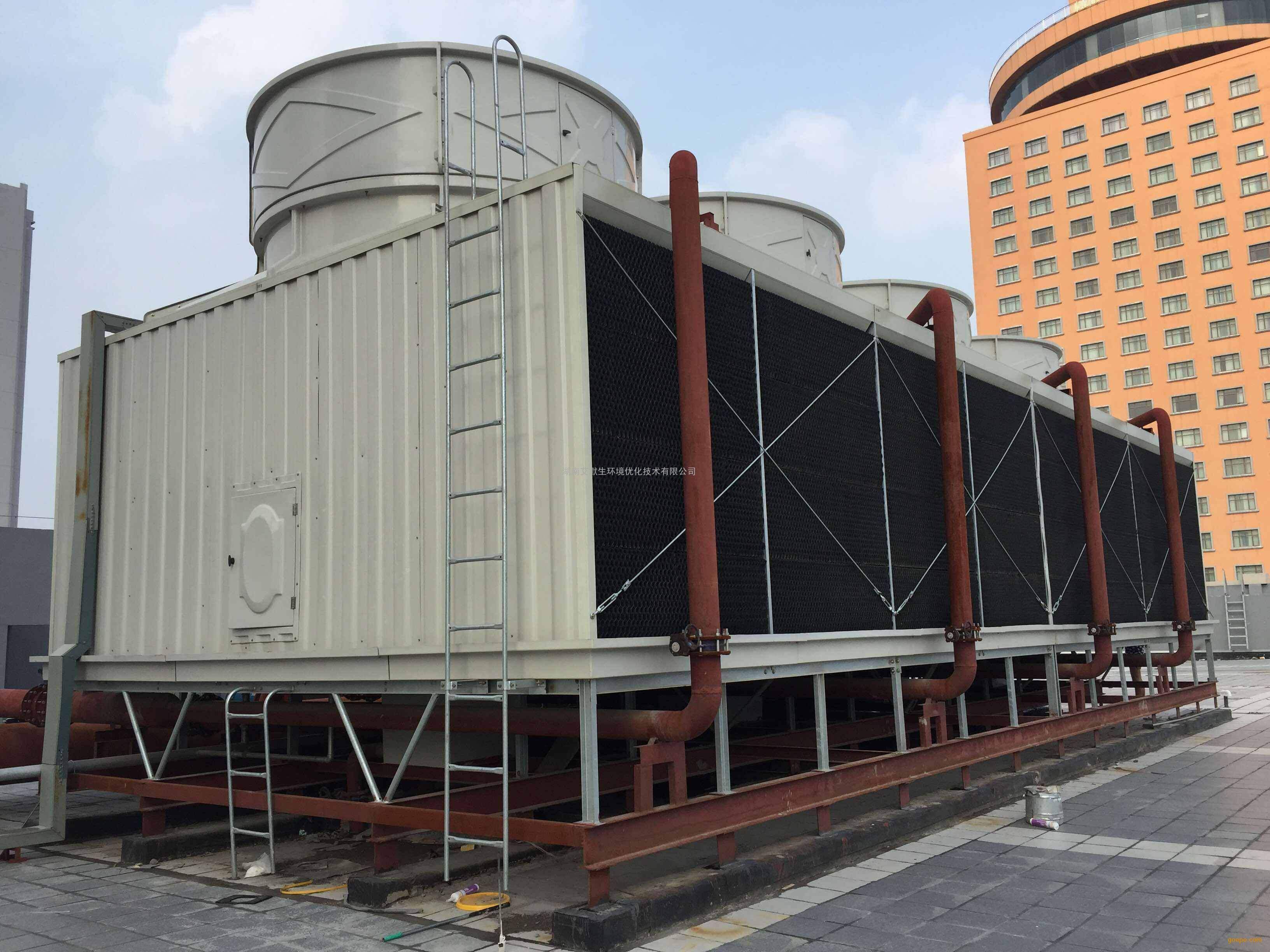 王府井國際品牌中心建設項目冷卻塔水盤防腐工程.jpg